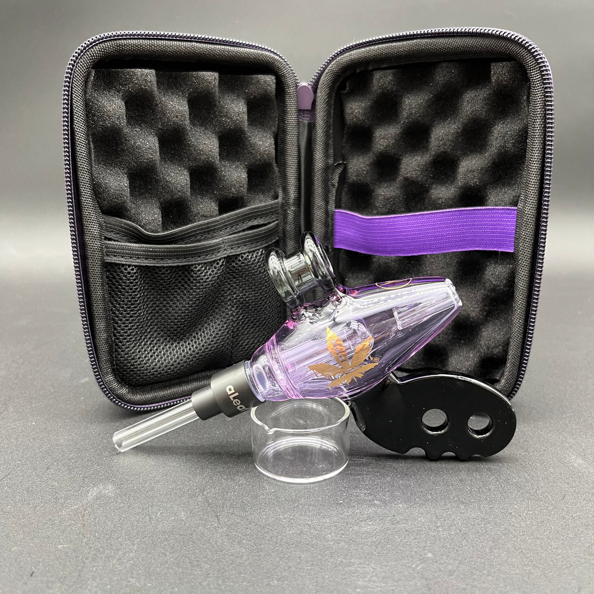 aLeaf x Nectar Collector Noisy Cricket Ray Gun Glass Dab Straw