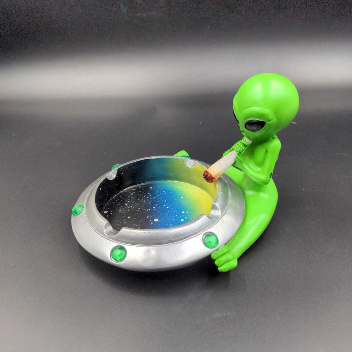 Astral Alien Smoke Session Ashtray | 4" – Avernic Smoke Shop