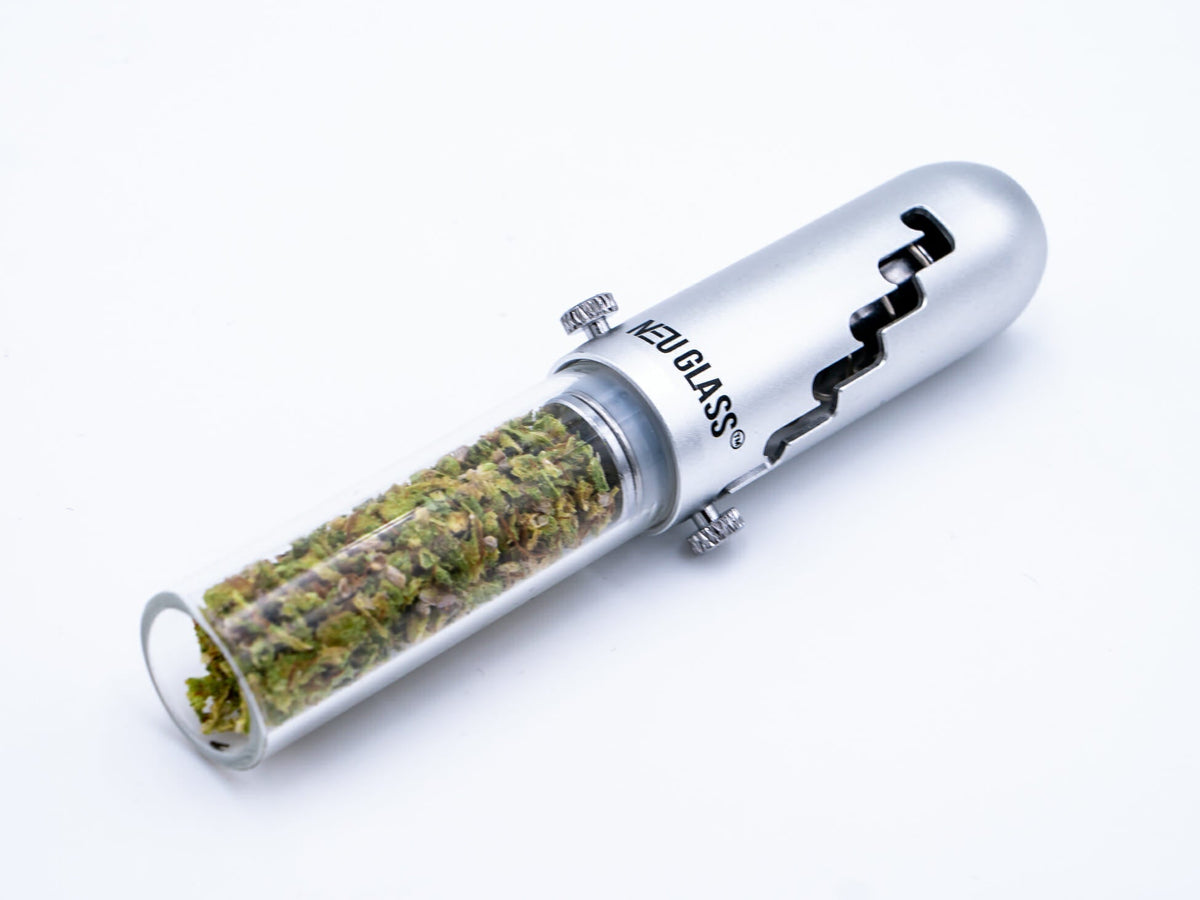NEU Bullet Dry Herb Pipe – Avernic Smoke Shop