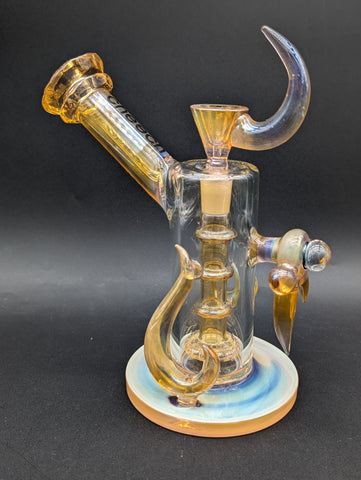 Cheech Glass - 8" Very Demure Water Pipe