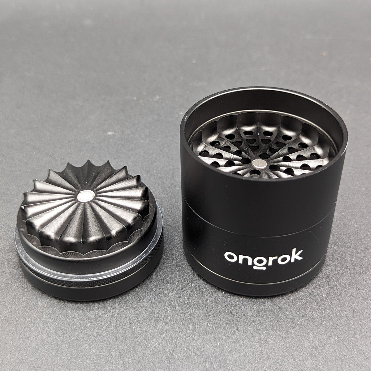 ONGROK Mini 5 Piece Toothless Flower Mill – Avernic Smoke Shop