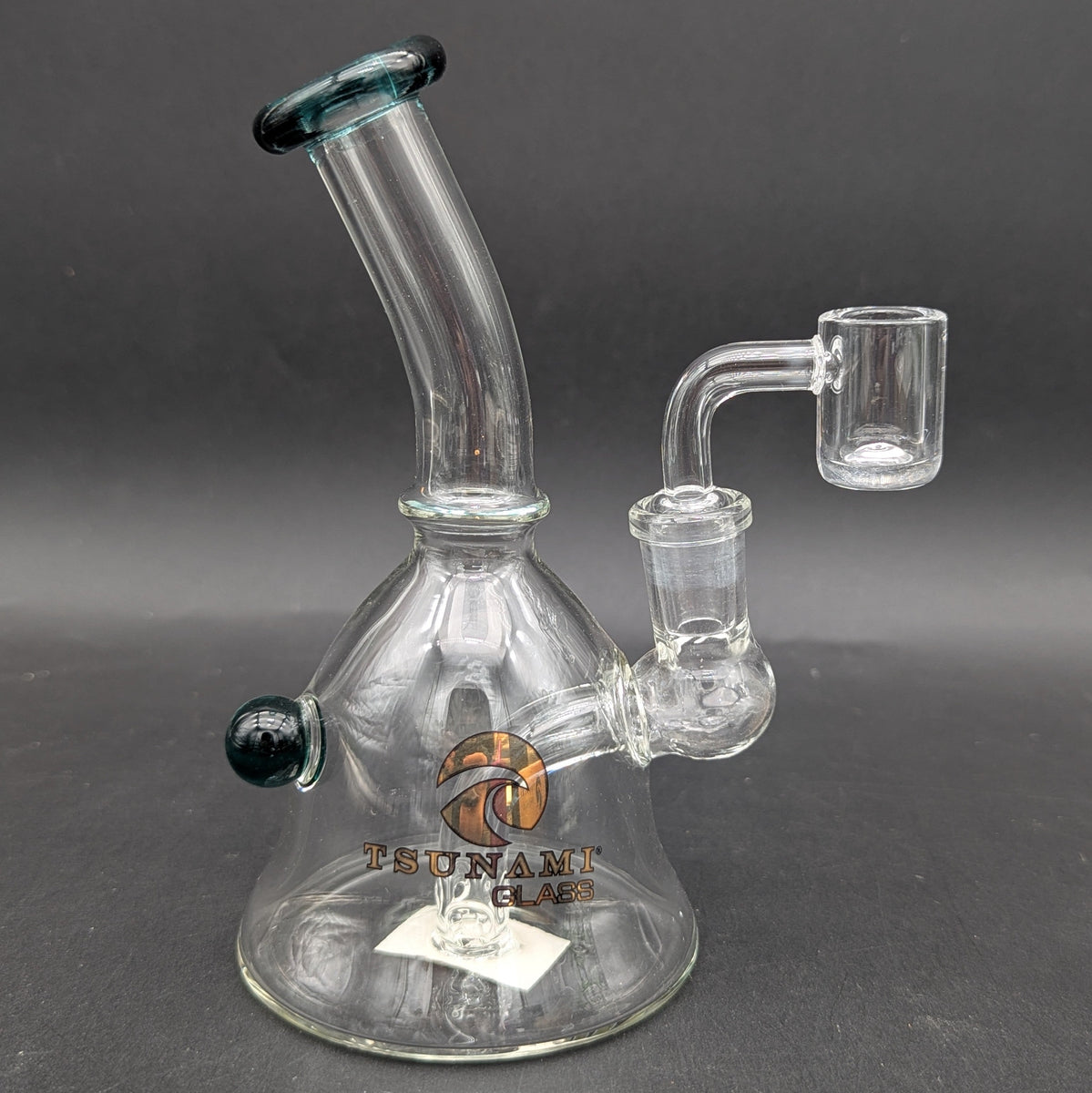 Tsunami Concentrate Rig Mini Bell 6″ – Avernic Smoke Shop