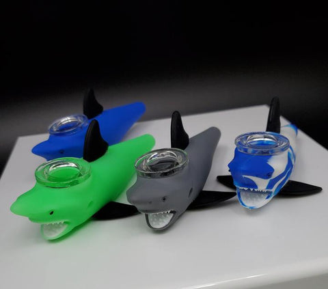 5.5" Silicone Shark Hand Pipe