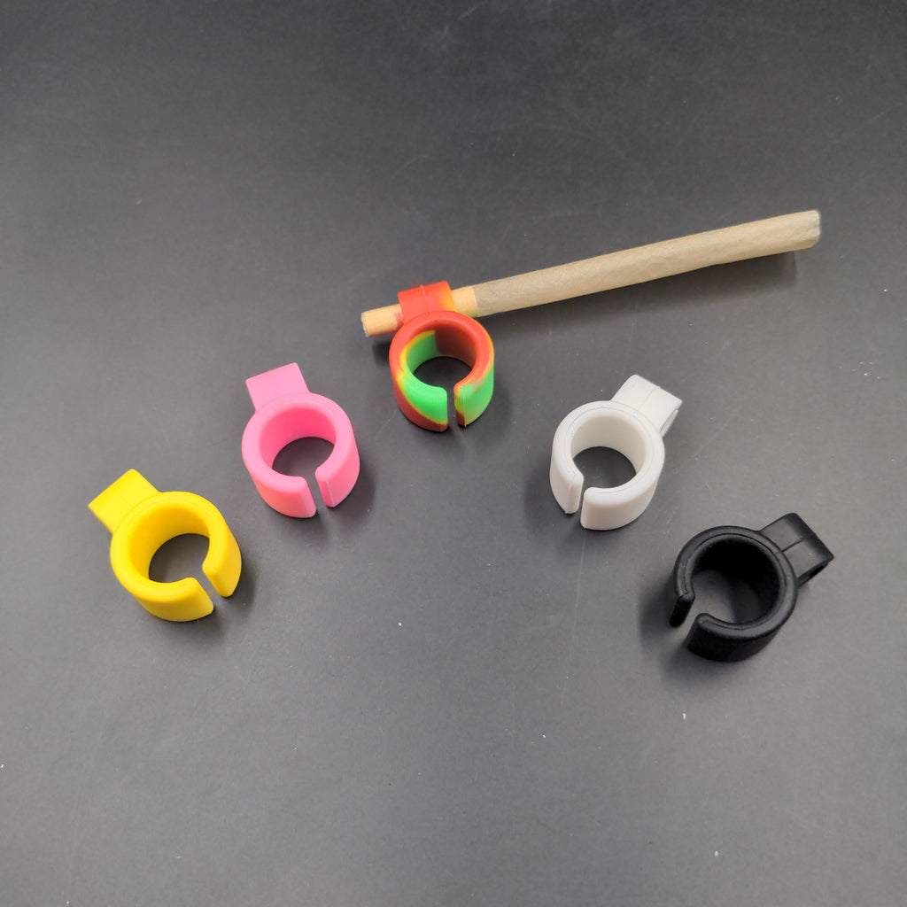 silicone cigarette holder ring SMOKEA Joint This exquisitely crafted ring is made of BRASS Silicone Cigarette Holder Ring |